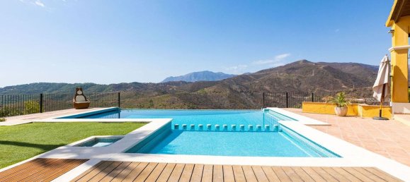 5 غرف نوم فيلا في Malaga, Spain رقم 187865 16