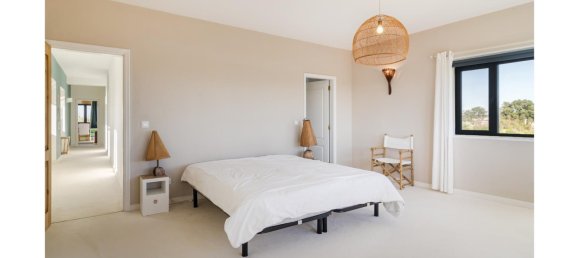 5 bedrooms Villa in Almada, Portugal No. 115975 31