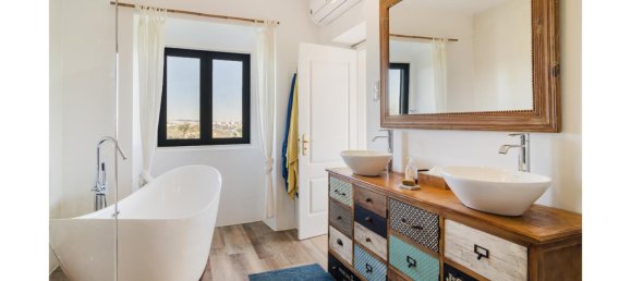 5 bedrooms Villa in Almada, Portugal No. 115975 44