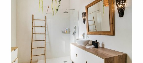 5 bedrooms Villa in Almada, Portugal No. 115975 39