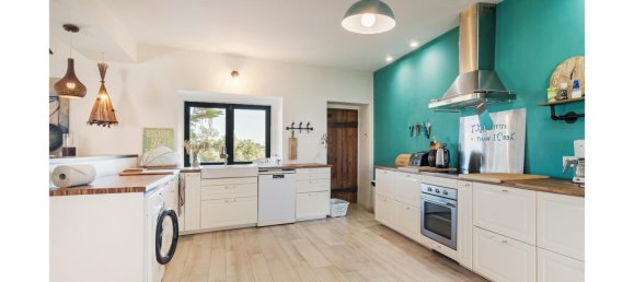 5 bedrooms Villa in Almada, Portugal No. 115975 22