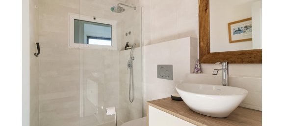 5 bedrooms Villa in Almada, Portugal No. 115975 32