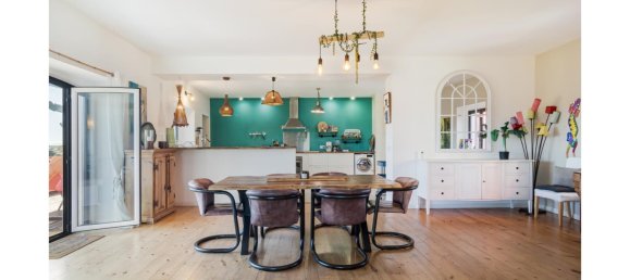 5 bedrooms Villa in Almada, Portugal No. 115975 17