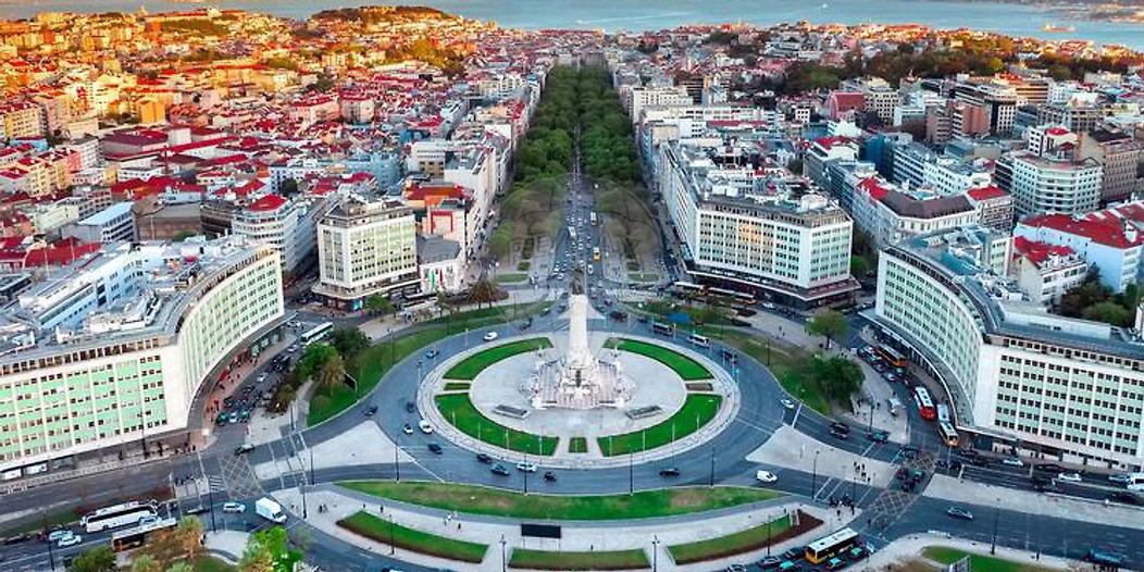 13m² Parking in Lisbon, Portugal No. 298430