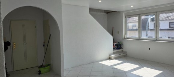 3 bedrooms Apartment in Saarbrucken, Germany No. 218781 2