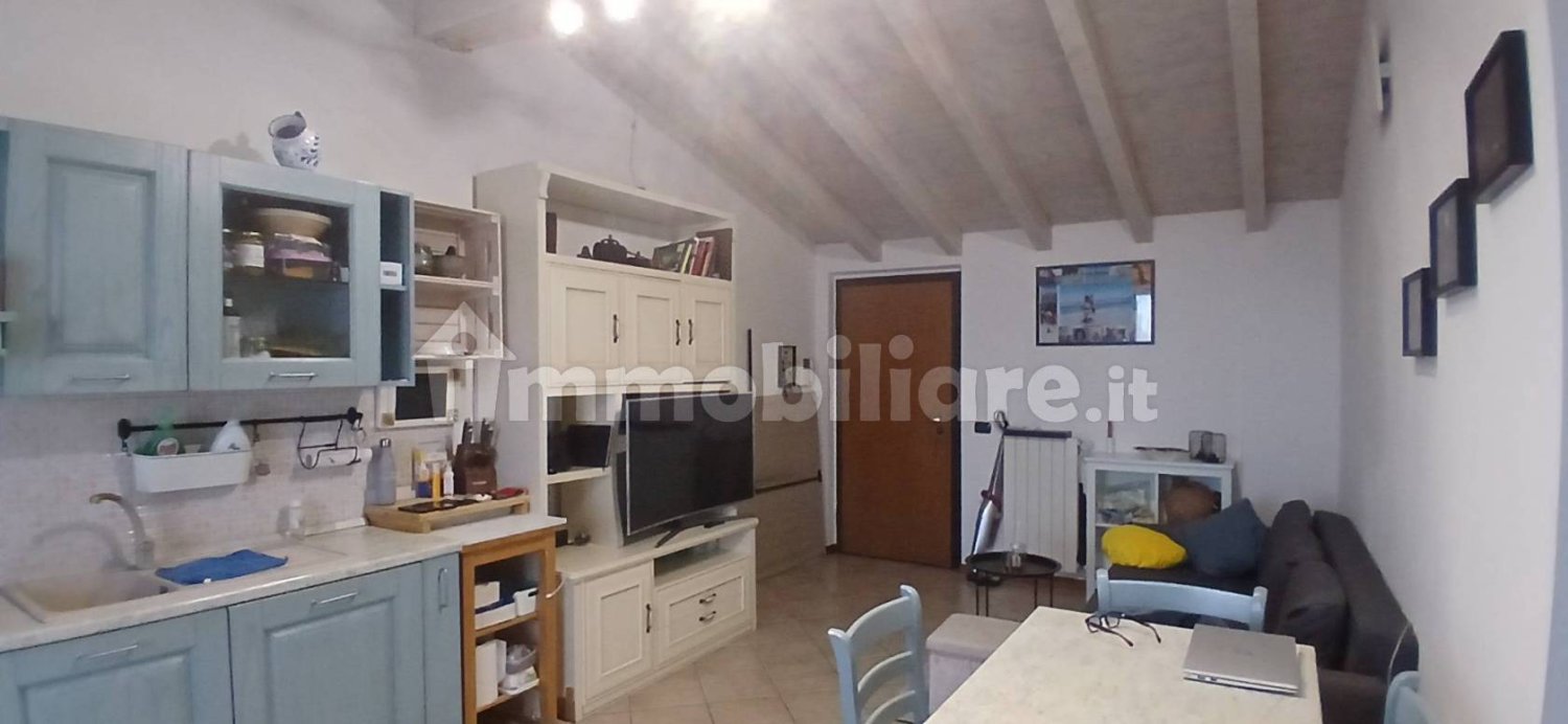 1 غرف نوم شقة في Zelo Buon Persico, Italy رقم 323480