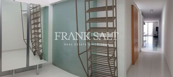 Пентхаус с 2 спальнями в Сан-Пауль-иль-Бахар, Мальта № 9435 10