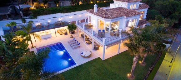 6 غرف نوم منزل في Marbella, Spain رقم 146651 16