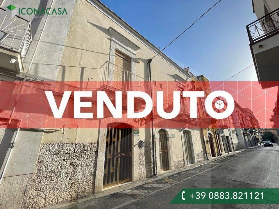 Apartamento de 2 habitaciónes en Andria, Italy No. 14868