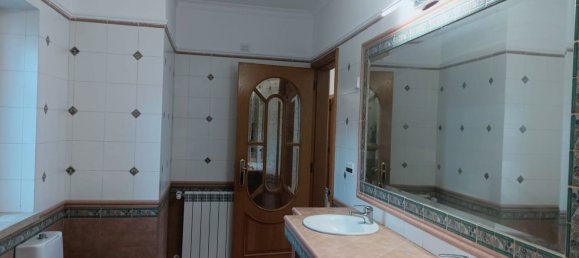 7 bedrooms House in Corroios, Portugal No. 182902 4