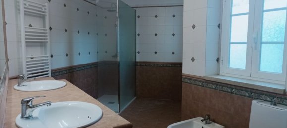 7 bedrooms House in Corroios, Portugal No. 182902 3