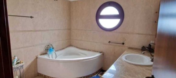 4 bedrooms House in Germasogeia, Cyprus No. 10636 7