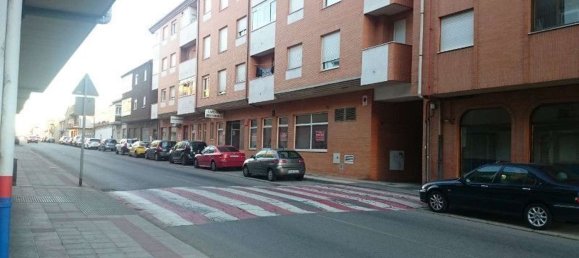 عقار تجاري في San Andres del Rabanedo, Spain 126متر مربع رقم 124624 2