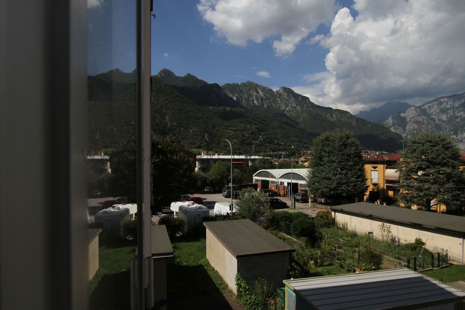 3 rooms Apartment in Civate, Italy No. 274086