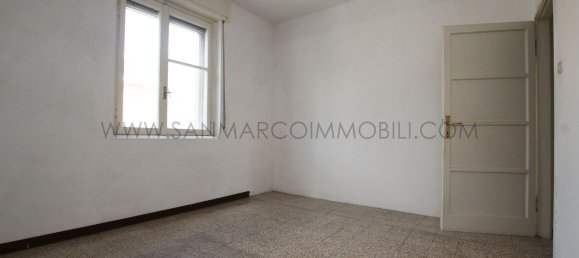 3 rooms Apartment in Civate, Italy No. 274086 24