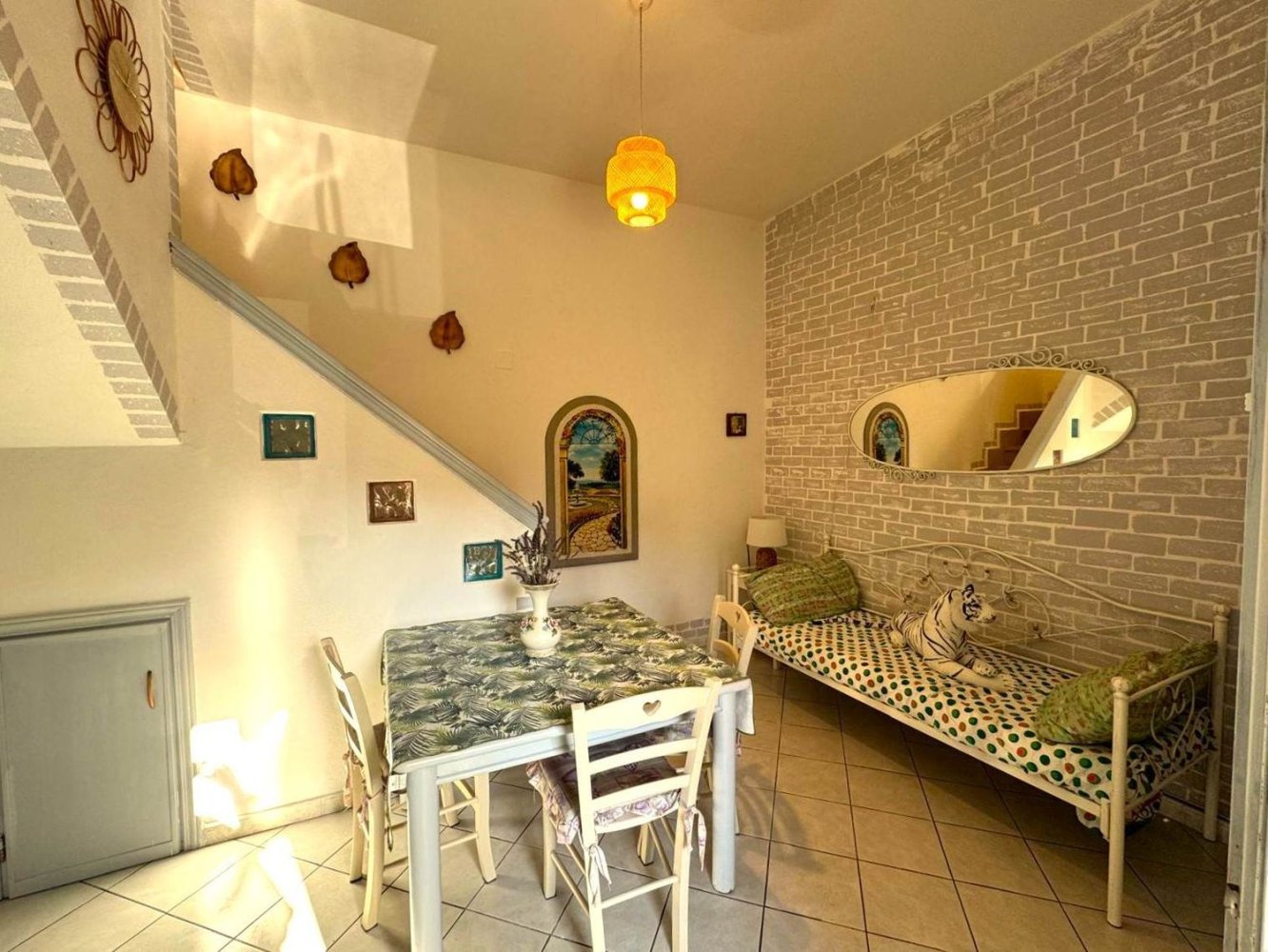 2-salle Appartement à Rosignano Marittimo, Italy No. 220664