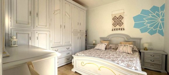 2-salle Appartement à Rosignano Marittimo, Italy No. 220664 25