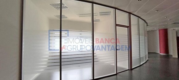 Bâtiment à Oeiras, Portugal 7352m² No. 72203 21