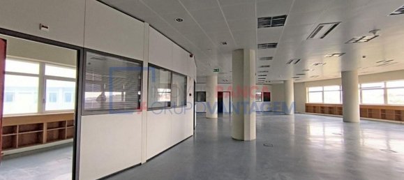 Bâtiment à Oeiras, Portugal 7352m² No. 72203 16