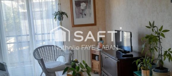 Apartamento de 2 dormitorios en Chatellerault, France No. 286669 4