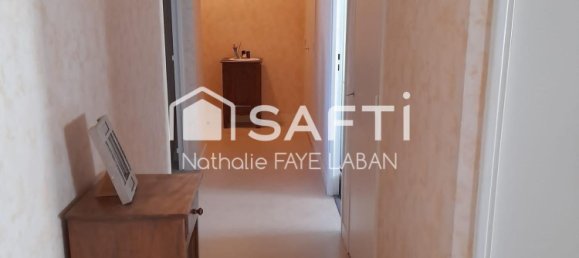 Apartamento de 2 dormitorios en Chatellerault, France No. 286669 8