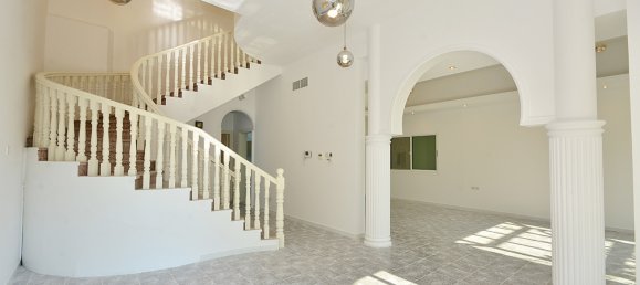 5 bedrooms Villa in Umm Suqeim, UAE No. 482 2