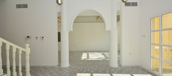 5 bedrooms Villa in Umm Suqeim, UAE No. 482 5
