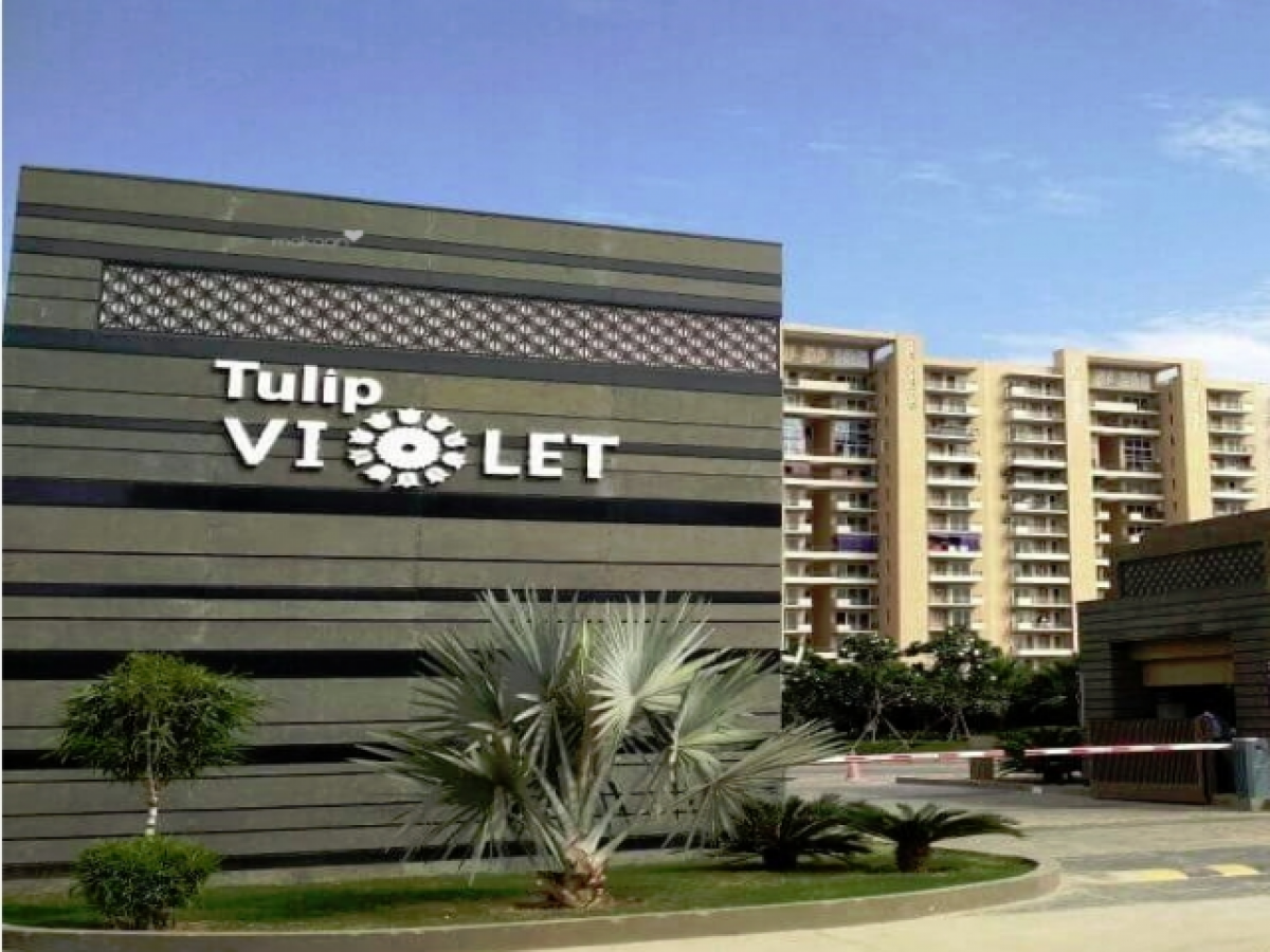 4 bedrooms House in Gurgaon, India No. 16446