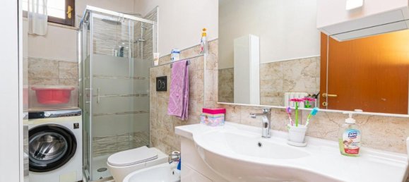 6-salle Appartement à Pontedera, Italy No. 43514 29