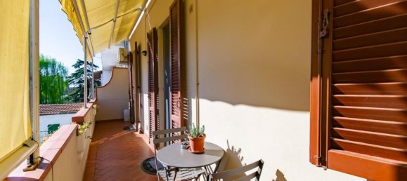6-salle Appartement à Pontedera, Italy No. 43514 13