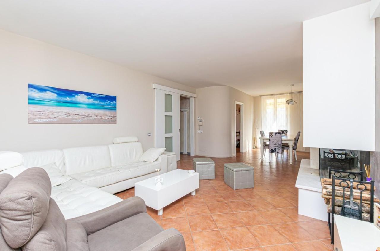 6-salle Appartement à Pontedera, Italy No. 43514