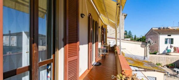 6-salle Appartement à Pontedera, Italy No. 43514 12