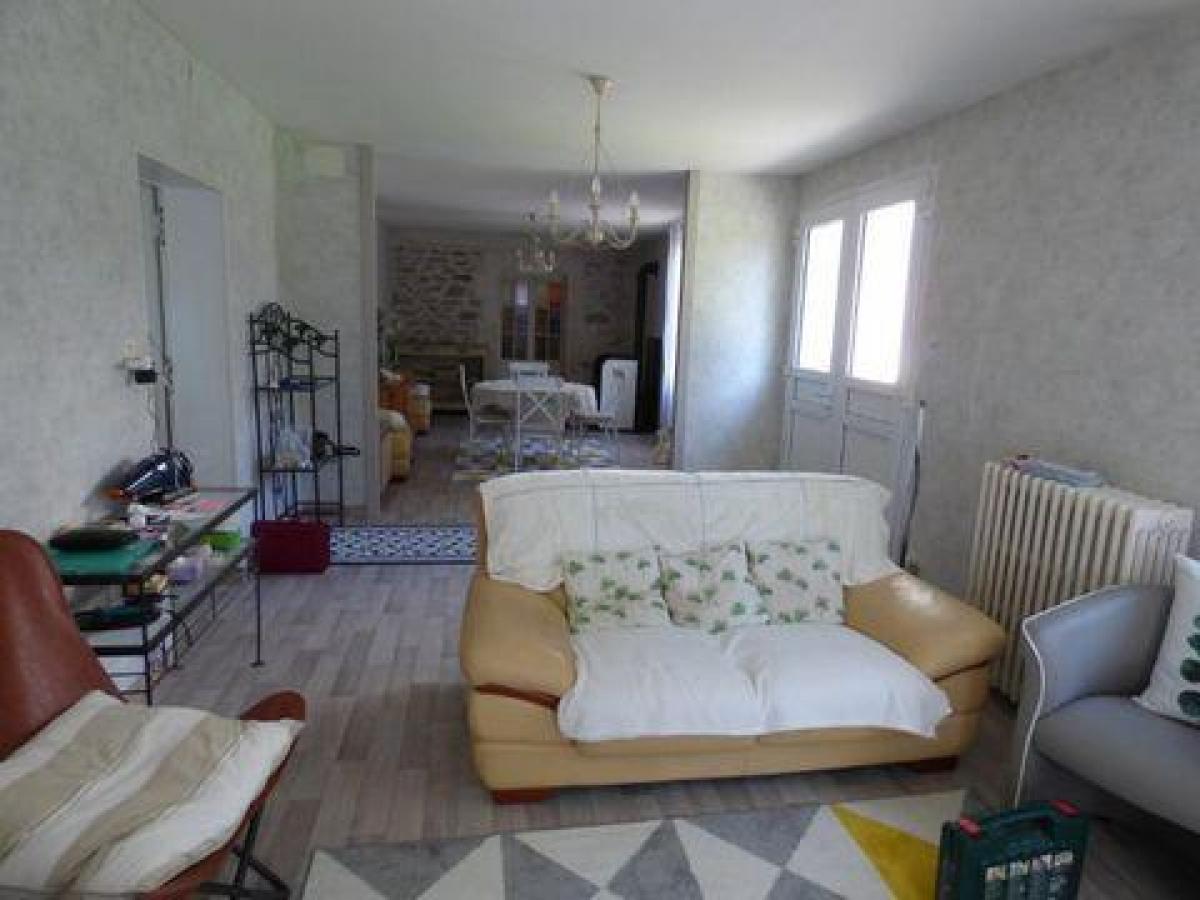 9 bedrooms House in Azerables, France No. 26788