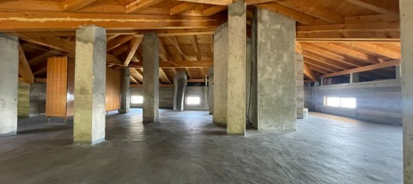 Вилла с 9 комнатами в Альцано Ломбардо, Италия № 112065 39