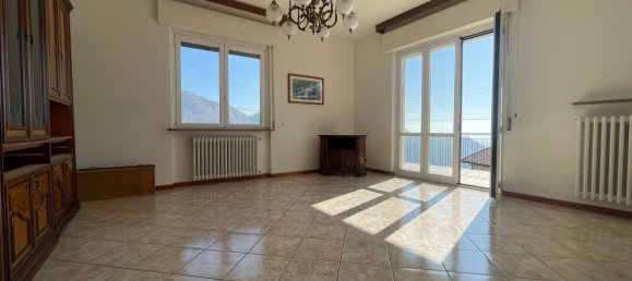 Вилла с 9 комнатами в Альцано Ломбардо, Италия № 112065 20