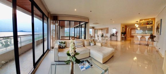 3 bedrooms Condo in Pattaya, Thailand No. 27489 5