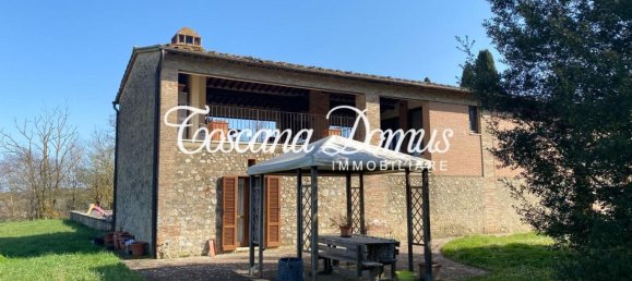 6 rooms Villa in Siena, Italy No. 17982 2