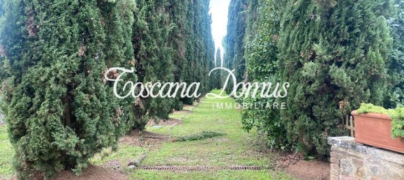 6 rooms Villa in Siena, Italy No. 17982 3