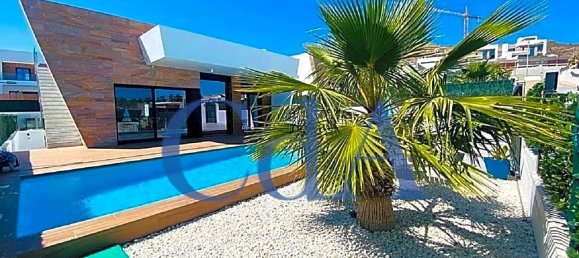 5 Schlafzimmer Villa in Finestrat, Spain, Nr. 5518 26