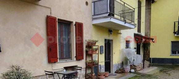 2 rooms Apartment in Locate di Triulzi, Italy No. 20913 2