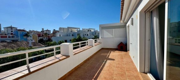 2 bedrooms Apartment in Estepona, Spain No. 46729 2