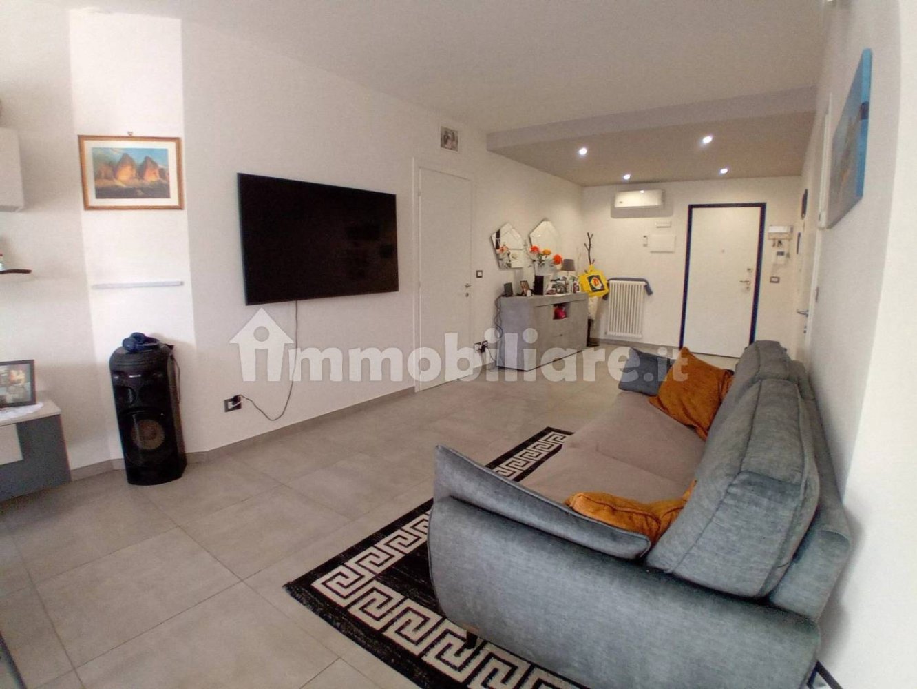 3 bedrooms Apartment in Zola Predosa, Italy No. 330271