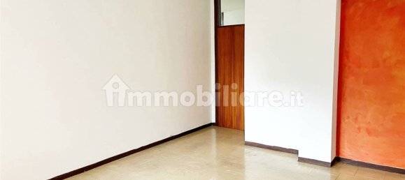 2-salle Bureau à San Giovanni Valdarno, Italy No. 70579 3