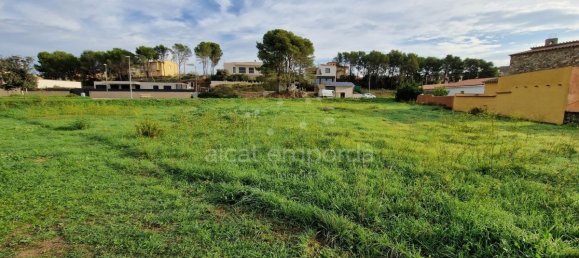  Land in Garriguella, Spain No. 73578 6
