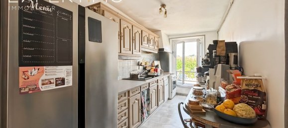 Квартира с 3 спальнями в Этамп, Франция № 325621 4