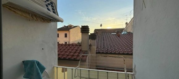 4 rooms Apartment in Pietrasanta, Italy No. 173719 15