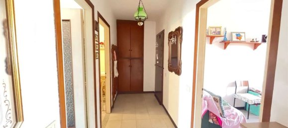 3 bedrooms Apartment in Varese, Italy No. 363527 6