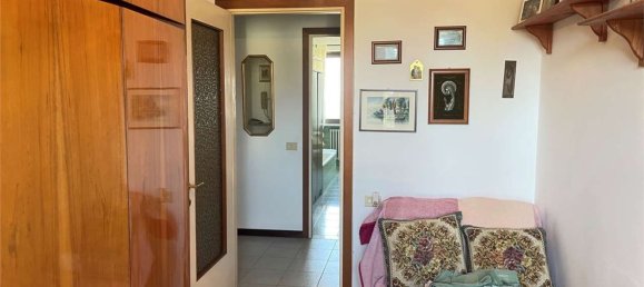 3 bedrooms Apartment in Varese, Italy No. 363527 14