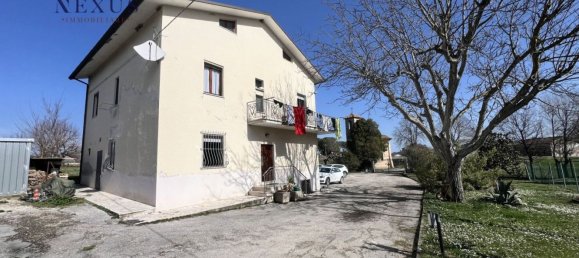 4 rooms Apartment in Castelleone di Suasa, Italy No. 300320 18