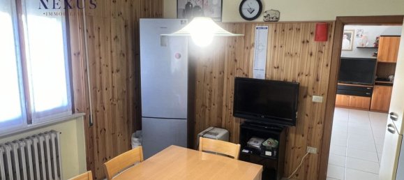 4 rooms Apartment in Castelleone di Suasa, Italy No. 300320 4